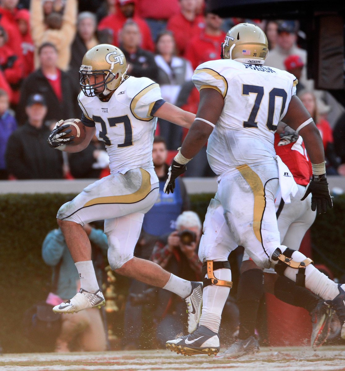 RamsNFL's tweet photo. Birthday stat: Laskey rushed for career-high 140 yards &amp; 3 TDs in @GeorgiaTechFB's win over rival Georgia. (11/29/14) http://t.co/vfG6kOhvFA