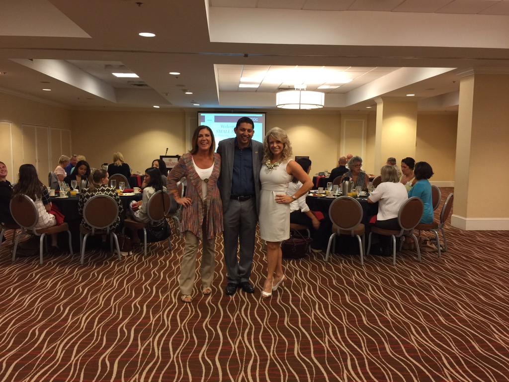 TampaHasSwagger's tweet photo. @pateltimes @DebbieLundberg @JodiMcLean @KellyAFlannery @ProudlyFlorida @S_TAMPAChamber #SmallBizEd #STCOC http://t.co/BFPFu1IkGW