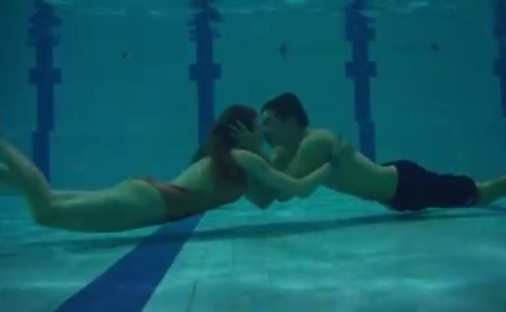 serenayso's tweet photo. @SrnySrkyResmi @cagatayulusoyy http://t.co/swNYxomdA9