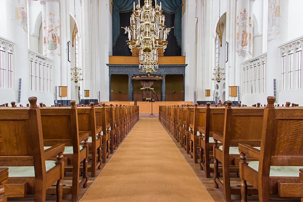 danielgillissen's tweet photo. .@DianaNieuwold fotografeert kerken die worden gesloten. 'Elke foto is beetje bidden.' #NDnl: https://t.co/AfMyuuoIiI http://t.co/SVvoRAAKdK