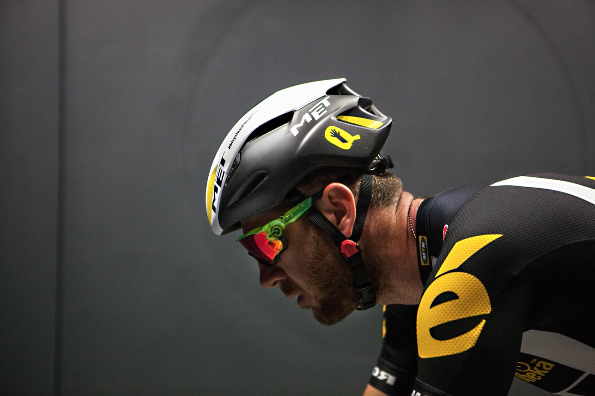 met dimension data helmet