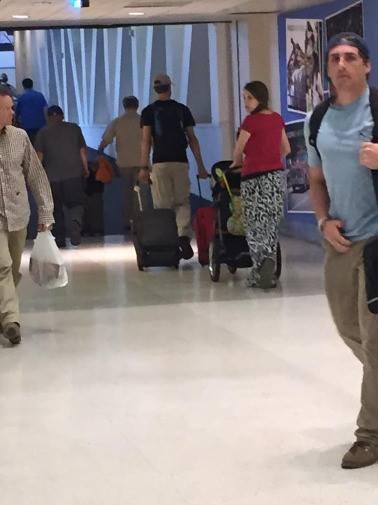 RckrKaren's tweet image. Monday Jill &amp;amp; Derick at airport taken by fan
@TLC @DiscoveryComm #CancelTheDuggars #duggarscandal #duggarinterview