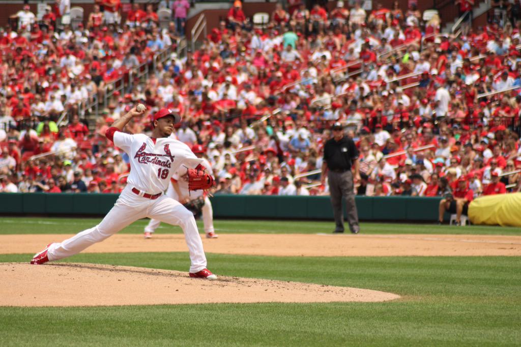 stewart_photo14's tweet image. Some personal shots from the 4th of July game. #StlCards #StlPostDispatch #Canon