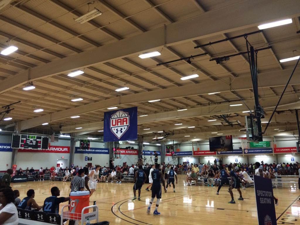 mikeweinstein55's tweet photo. 17 fu open up with big win vs virginia elite at uaa finals! http://t.co/cVSS97iRZi
