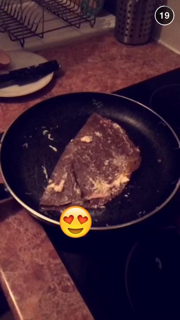 Espace_Romy's tweet photo. @RomyMofficial Via SnapChat! http://t.co/zEop9XB7ah