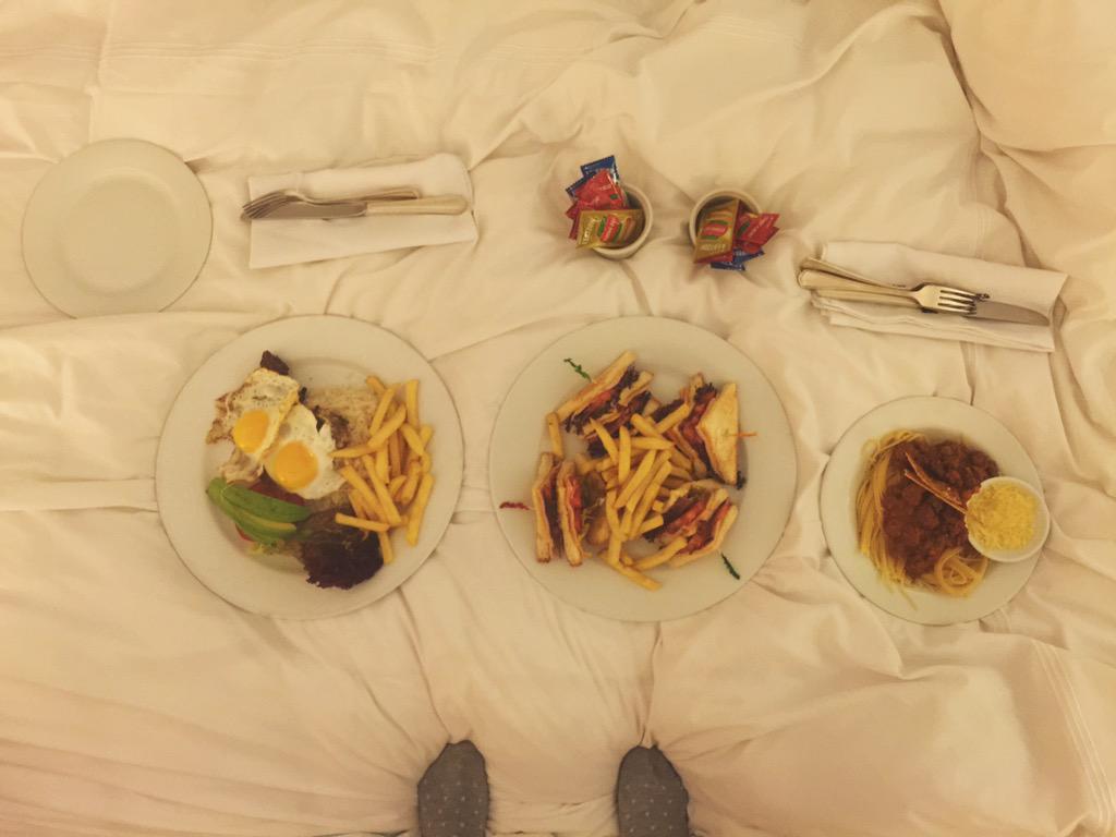 yuyacst's tweet photo. Entre las maneras hermosas de terminar el día... http://t.co/DRr1OHb8Zp
