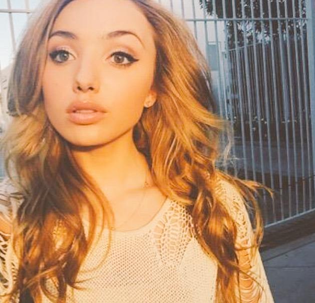 peytonator1345's tweet photo. @PeytonList how is it even posible to be such a beautiful person?💕 Love you so much Pey💕😭 http://t.co/xfi76gz9GC
