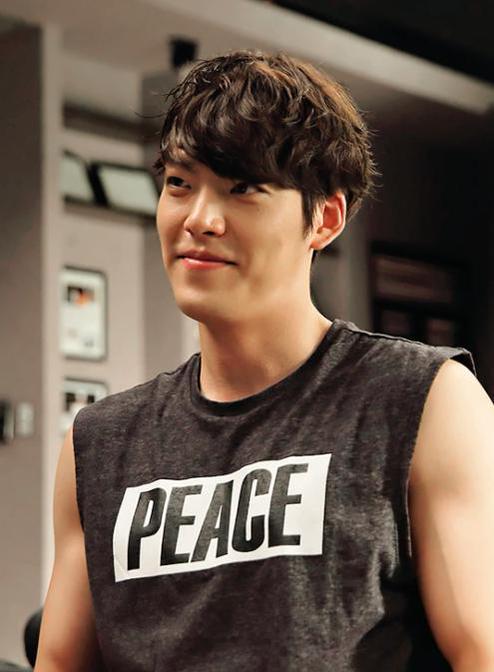 Happy birthday kim woo bin-oppa! Peace^^ 