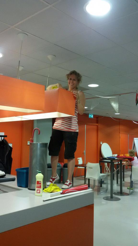 AquaHomeAlphen's tweet photo. AquaHome weer helemaal klaar voor volgend seizoen dank zei groep vrijwilligers http://t.co/oMKRtQ10K1