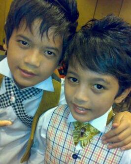 papaipung's tweet photo. Selamat ulang tahun buat nanda @obiet_lagilagi yg ke 17 semoga makin dewasa, sukses di karir dan study nya ya nak :-) http://t.co/6CXwpMsrCk