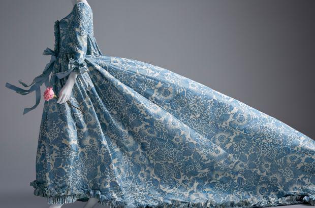 SCADdotedu's tweet photo. Have you watched 'Ovation for Oscar' on @Fashionista_com? Catch it before it's gone! #SCADODLR http://t.co/WiKkHbwMzW http://t.co/H3mwLChoKf