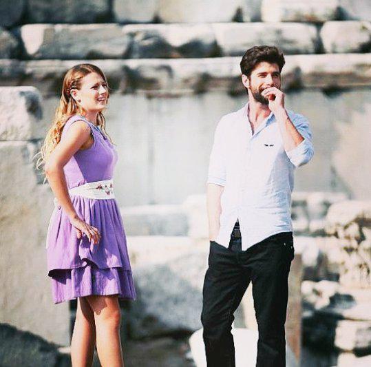 Güzel Kare fotojenik <a href="/Gizem__Karaca/">Gizem Karaca</a> <a href="/berkcankat/">B.CANKAT</a>
