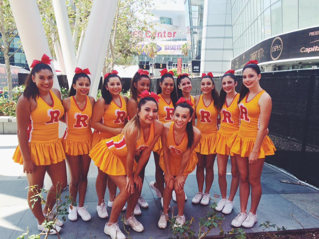 rosaryhsDT's tweet photo. 3 time espy winners! Go Royals!👑💃🏆 http://t.co/DHyeDFCPfa