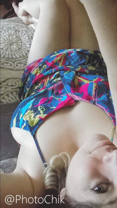 Make this smile bigger and this skirt higher, tip offline 💙 http://t.co/QiMdt30H1P http://t.co/mYZX8