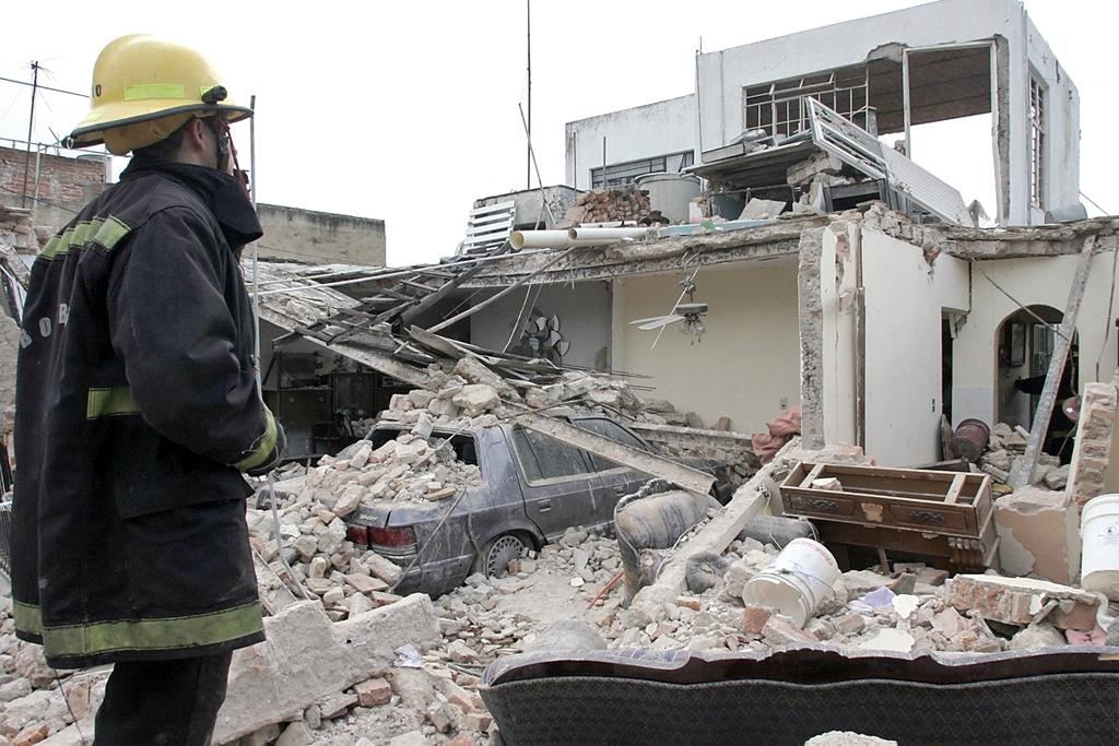 Reforma's tweet image. #ConsultorioFinanciero: ¿Podrías hacer frente a daños en tu hogar por fenómenos naturales? bit.ly/1Odj4m6