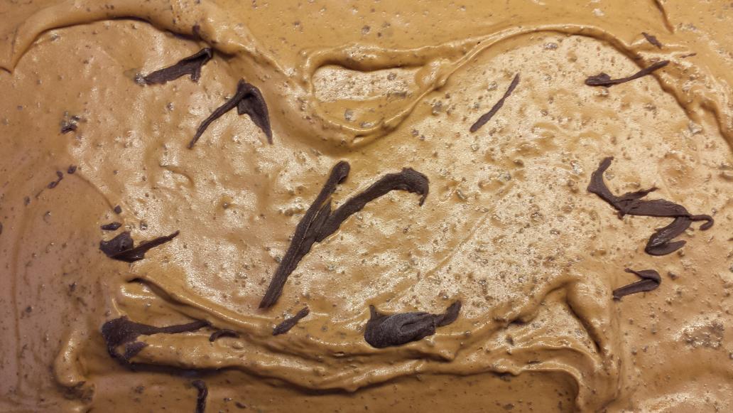 conesnyc's tweet photo. Freshly made "DULCE DE LECHE GRANIZADO" http://t.co/QyluTmPJXM