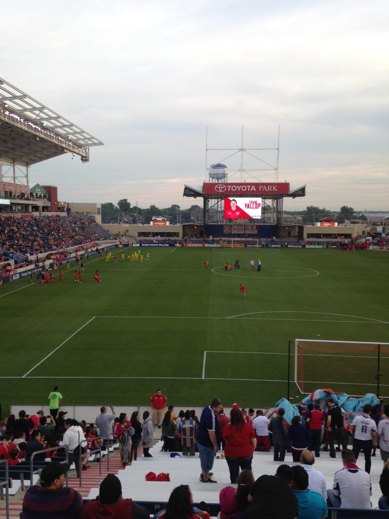 RunChiChat's tweet image. Fire tonight.