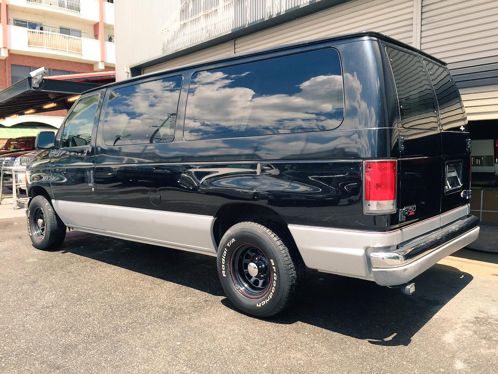 트위터의 ハンズカーズ 님 Ford Econoline 00年モデル フサルサイズバンまたまたきましたよー 室内空間もよく 使い勝手もよいこの車たち ファミリーカーご検討の方にもどうですか O アメ車 フォード エコノライン Http T Co Gticaldcch 트위터의 ハンズカーズ 님 Ford Econoline 00年モデル フサルサイズバンまたまたきましたよー 室内空間もよく 使い勝手もよいこの車たち ファミリーカーご検討の方にもどうですか O アメ車 フォード エコノライン Http T Co Gticaldcch