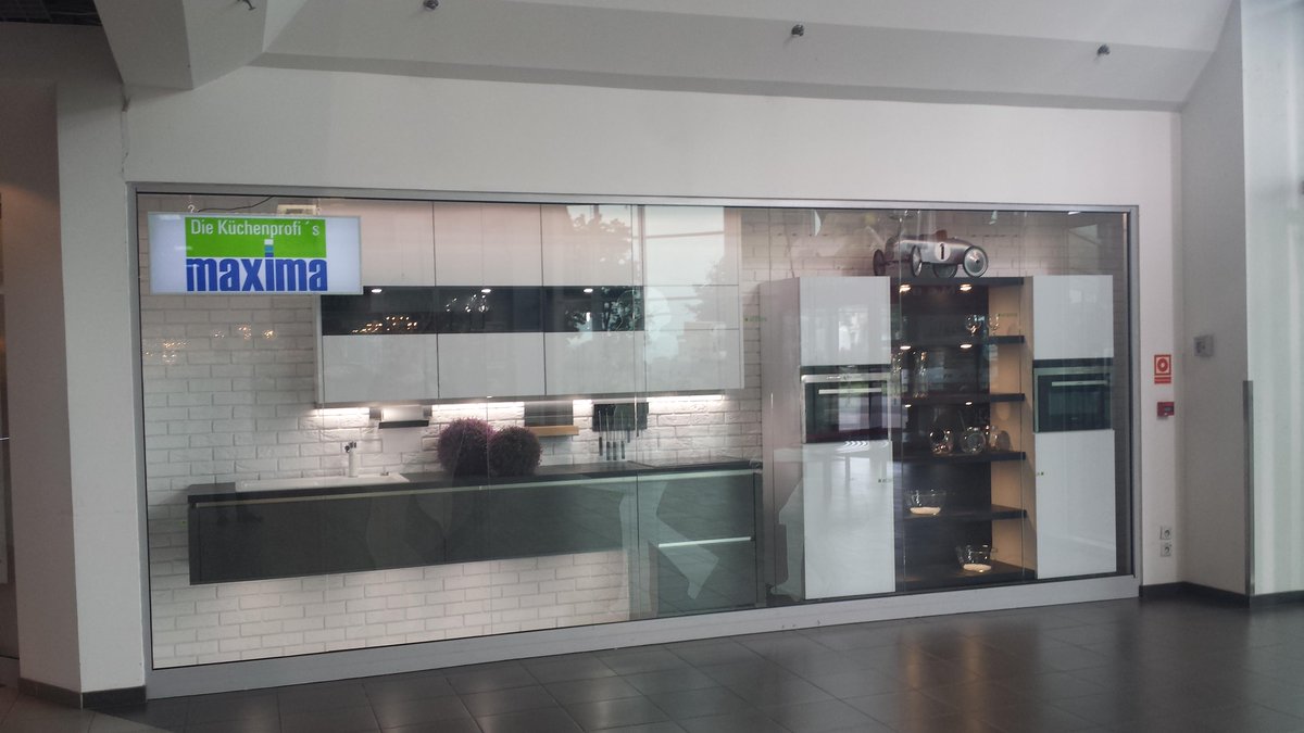 InfoAisolutions's tweet image. Another satisfied shop front customer,Thanks to Aluminium Integrated Solutions ltd.