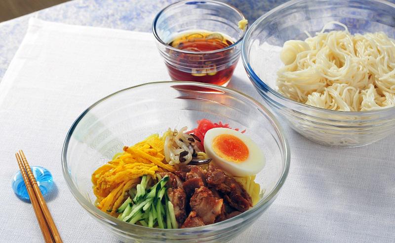 akiko_lawson's tweet image. 本日から11日（土）まで、めん類各種30円引セールを開催中です！冷し中華やそうめんなど、ひんやりしたランチはいかがですか(^^) lawson.eng.mg/b79fe