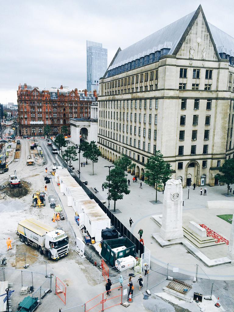 missabbiehart's tweet photo. Office view!! Manchesters ongoing reconstruction #manchester #powerinthenorth #business #hiltonmanchester #library http://t.co/HevmleSWyC