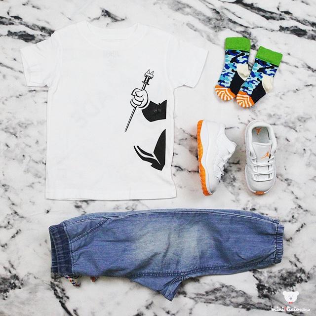 mini_licious's tweet photo. #minioutfits: @madekids x monopoly tee • #gapkids denim joggers • #happysocks socks • aj 11 'citrus' via @dtlr
• http://t.co/UHkPIkJpgS