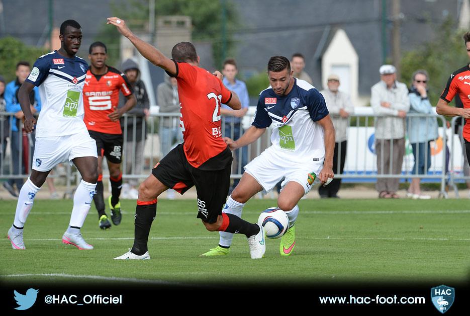 HAC_Foot's tweet photo. C'est la mi-temps à #Dinard, le #HAC est devant 1-0 grâce à un but de Le Bihan qui efface Cositil à la 42' #SRFCHAC http://t.co/4AlSaNu68R