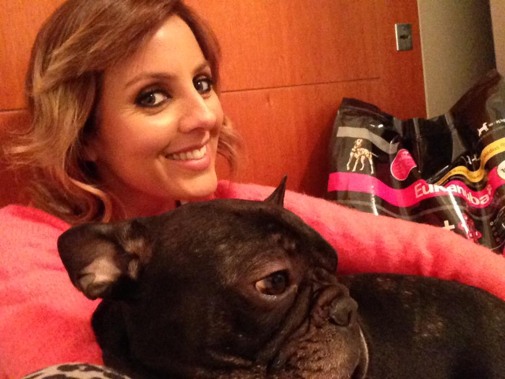 coradebarbieri's tweet photo. Gracias @total_pet x el alimento para Ringo!! #totalpet #delivery #chanchitofeliz #frenchiefeliz #pancitallena ๐ถ๐ถ๐ถ๐ถ๐ถ http://t.co/ta37BJzWjE