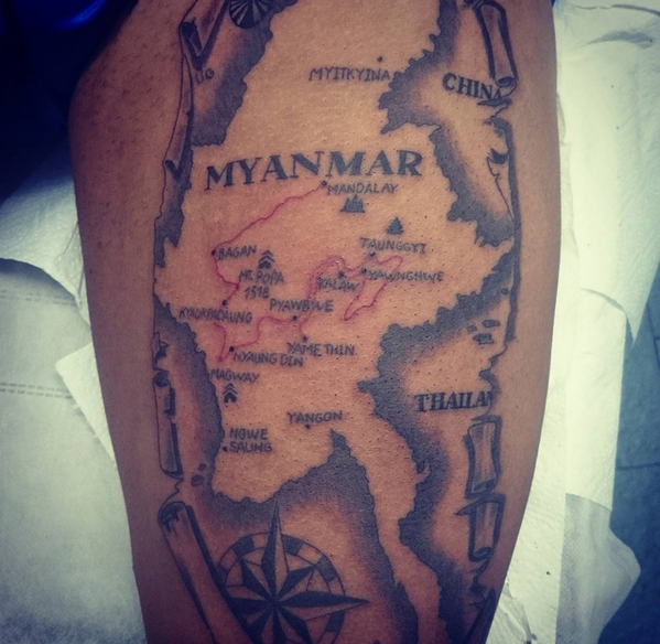 eltelevisero's tweet photo. ¿Qué concursante de @Pekinexpress se ha tatuado el mapa de la Ruta de los Mil Templos?  http://t.co/sWTbTHSpGy http://t.co/AjxXqQsrA6