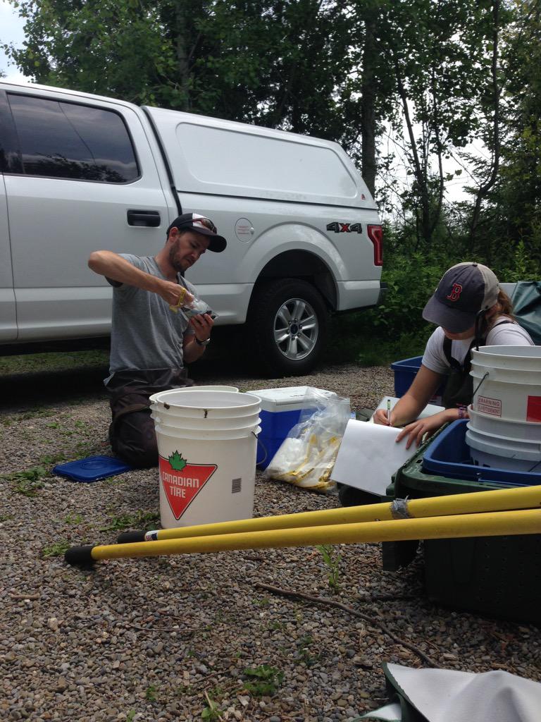 Rowshyra's tweet photo. But today is a lovely day for electro-fishing! #fishes #gonesampling #efishing #earlydetection http://t.co/CEpw6kprBw