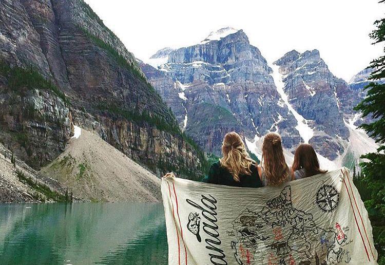ROOTS's tweet photo. #MyLifeCouldUseMore views like this one 🍁 http://t.co/fG3B80jTO0