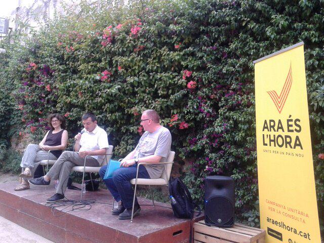 Sens dubte "La integració no té fronteres". Amb dos grans <a href="/lizcastro/">Liz Castro</a> <a href="/matthewtree/">Matthew Tree</a> al <a href="/CMetropol/">LCRS</a>. <a href="/assemblea/">Assemblea Nacional Catalana</a> <a href="/omnium/">Òmnium Cultural</a>