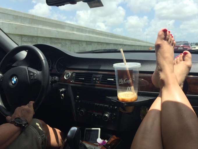 I have to pee. Bad. I'm eyeing up Mr D's iced coffee cup "u done with that bro?" http://t.co/At4tERm<a href="/tag/femdom"class="tags"><span>#femdom</span></a><a href="/tag/assworship"class="tags"><span>#assworship</span></a><a href="/tag/ass"class="tags"><span>#ass</span></a>