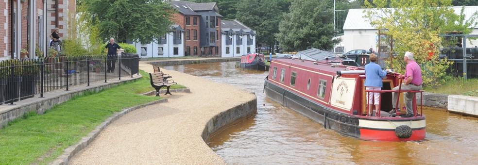 Narrowboat Holidays tweet media