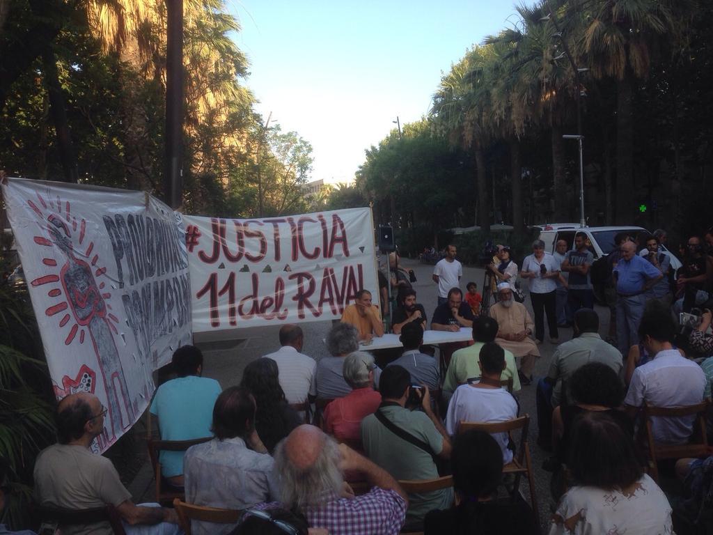 Els prejudicis, els esteriotips i les lleis repressives fan estralls. Justícia per als 11 del Raval!