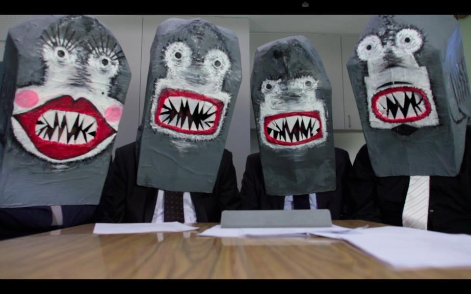 doloresquintana's tweet photo. Hey kids, @StarvingInHwood would like to remind you that #SharkWeek is here: https://t.co/TV6M3h1Bcq  #comedy http://t.co/z8PsX7g9Ud