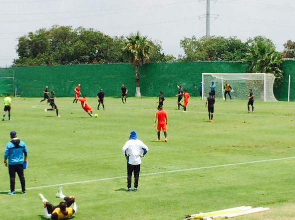 decabecita's tweet photo. #PretemporadaLigaMX. Gallos Blancos cayó en amistoso contra Veracruz 3-1 en el #CEGAR. http://t.co/SAnu7hvSE7
