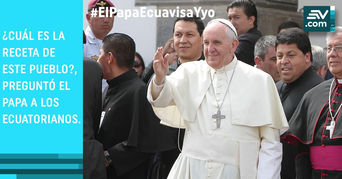 ecuavisa's tweet photo. #Video La gran pregunta del #PapaFrancisco en su último día en #Ecuador #ElPapaEcuavisaYyo http://t.co/rJpsYdBKAd http://t.co/jrO9azxWqu
