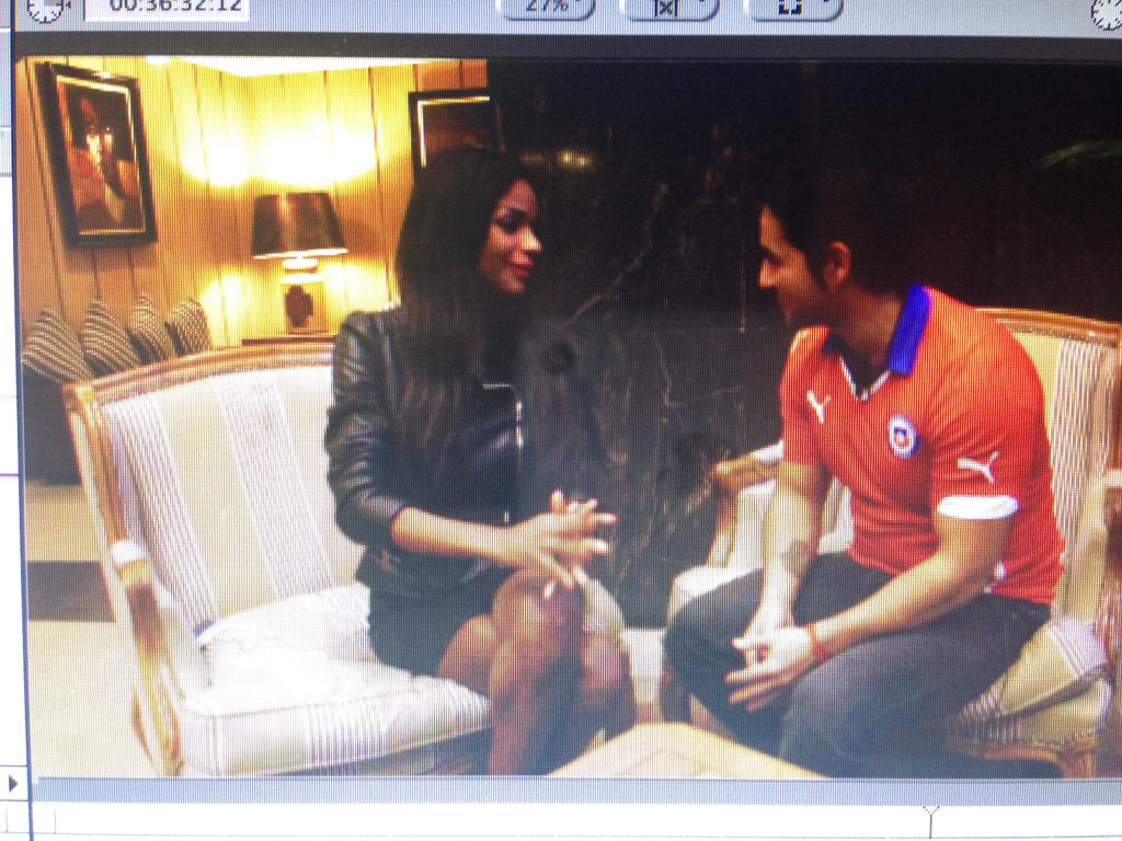 edinson_oportus's tweet photo. Mañana ya estará lista la entrevista a @lizemiliano en @divasdiscoteque toda la sensualidad caribeña... en una nota http://t.co/fGueaPlDHL