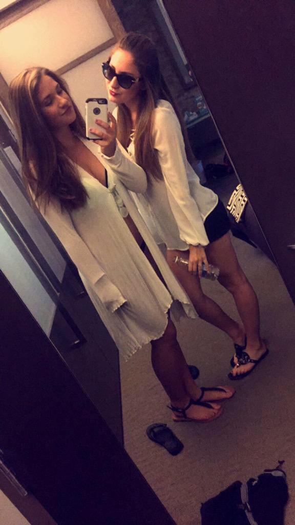 azs_siblings's tweet photo. These sibling are something else 😘🔥

@aschlueter99 @ellie_schlueter http://t.co/3FXgezPzLR