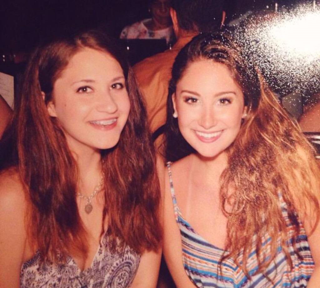 azs_siblings's tweet photo. These sibling are something else 😘🔥

@aschlueter99 @ellie_schlueter http://t.co/3FXgezPzLR