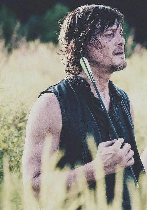 NormansAngelsUK's tweet photo. #DarylBomb #TWDFamily #TheWalkingDead @gothygirl72 @GemmaTargaryen @LinzWinn @McReedusRebell @lls4311291 @sweetiiphi http://t.co/9zdNoFz4RS