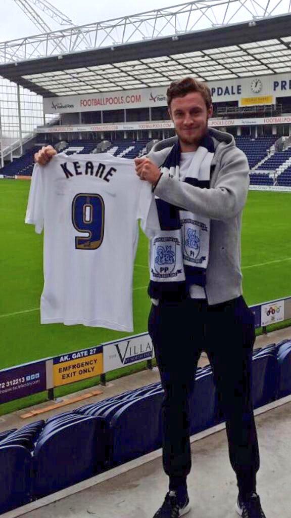 Stretford Paddock tweet media