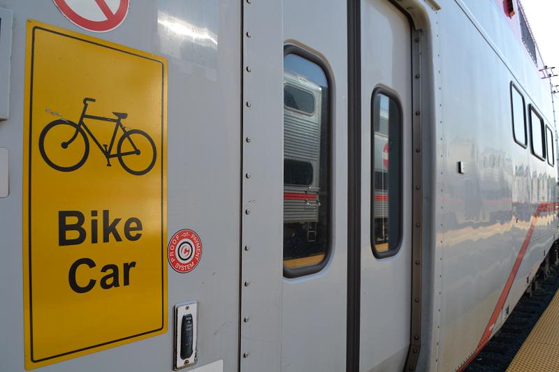 Caltrain tweet media