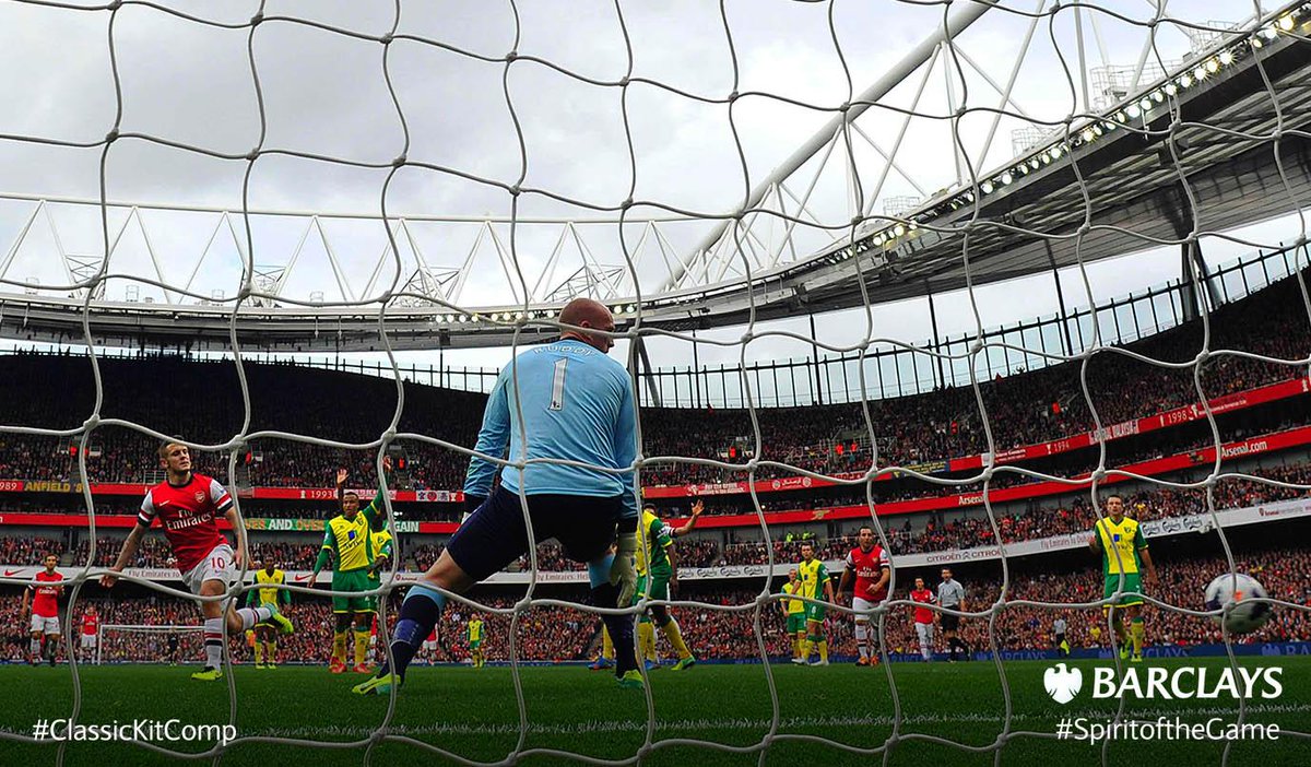 BarclaysFooty's tweet photo. Was @JackWilshere's team goal for @Arsenal vs Norwich the best of the 2013-14 campaign? #ClassicKitComp http://t.co/InGZMtdqxd