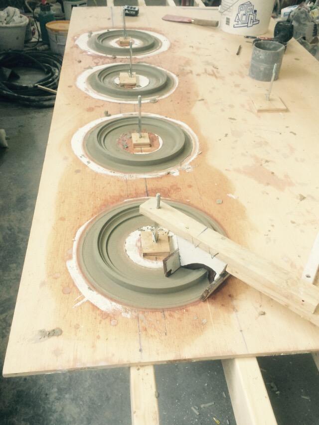 strakmanschap's tweet photo. Bijzonder mooie opdracht in oldenzaal cementlijstwerk namaken http://t.co/UCCXNEeAmH