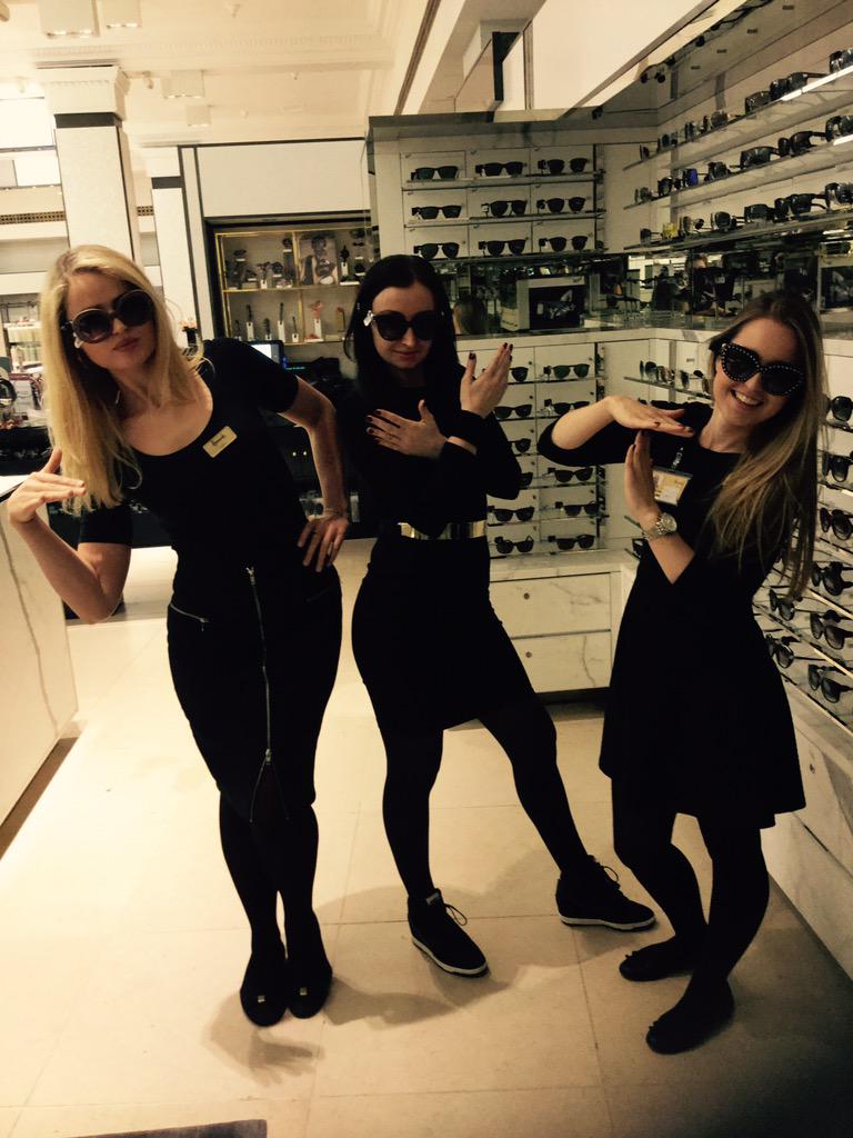 TeamMargo's tweet photo. Strike....the pose @MalMalinowska @MSztabersk @SGHJDunaway @shanearay @RubachKasia @ine_sypt  @AgaSuchock @chiaramau http://t.co/8tuUD17sxU