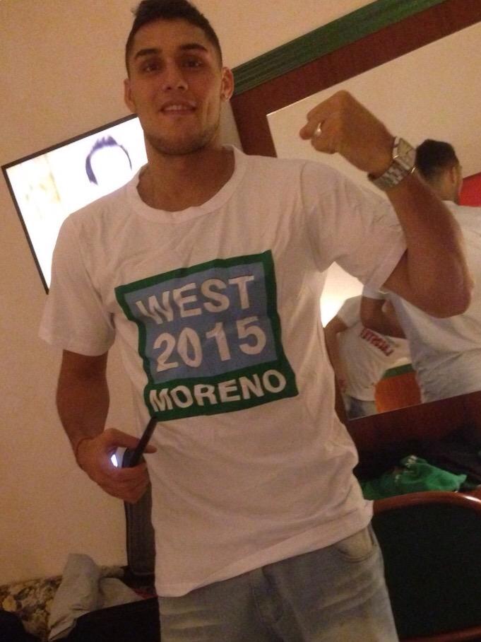 YamilPeraltaBox's tweet photo. Gracias @MorenoMunicipio y @mmboxpromotions ! Vamos Argentina! http://t.co/Qc8xEQRNMf