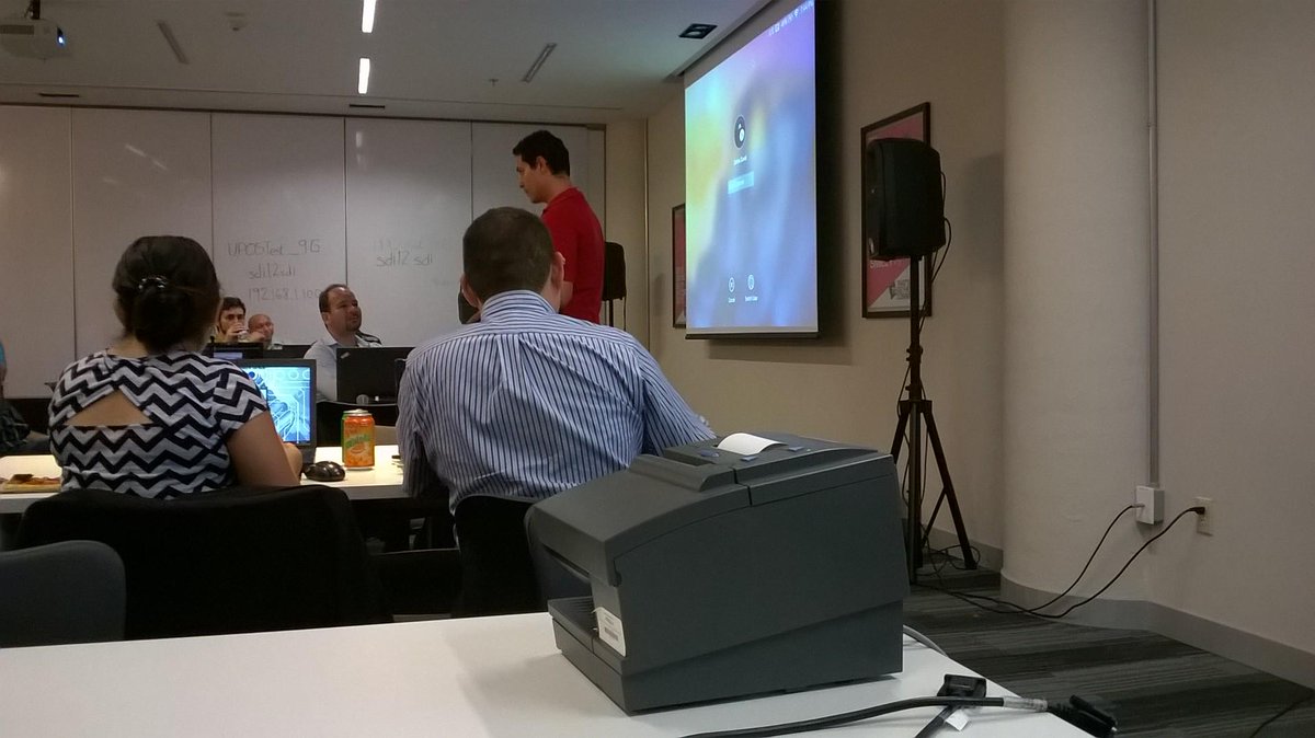 java_gdl's tweet image. En workshop de JavaPOS API con @axelgafu y @CarlosCuriel en las oficinas de @toshibagcs Gdl #javausergroups