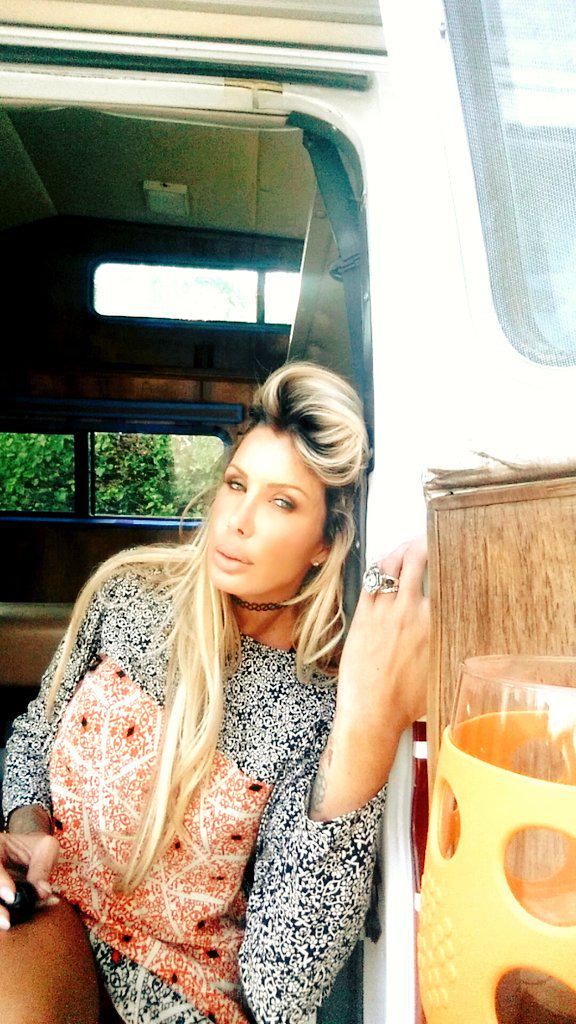 CharisB's tweet photo. #ididntworkoutwednesday lol #freedomfalcon #LOVE http://t.co/G2iy4RVXHT